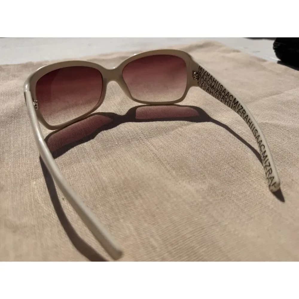 Isaac Mizrahi Oversized Sunglasses Cream Ivory Pink Gradient Retro Y2K